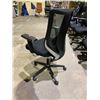 Image 2 : MESHBACK ROLLING OFFICE CHAIR