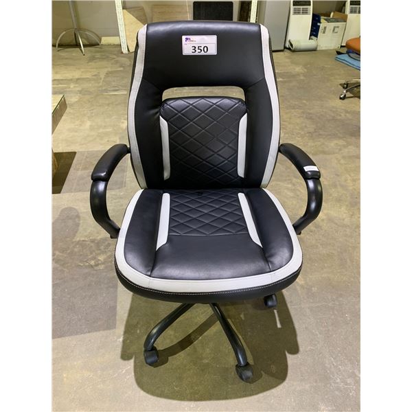 BTS ROLLING TASK CHAIR