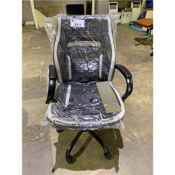 BTS ROLLING TASK CHAIR