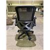 Image 2 : MESHBACK ROLLING OFFICE CHAIR