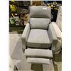 Image 3 : RECLINING LOUNGE CHAIR