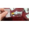Image 9 : 10 ASSORTED DIVING MINNOWS WITH BALANCED WEIGHTS INSIDE TO HELP MIMIC BAIT - LURE HAS TWO TREBELED H