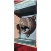 Image 3 : WALL MOUNT BEAR BEER BOTTLE OPENER CAST IRON