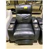 Image 2 : 2 PULASKI LEATHER HOME THEATER POWER RECLINER CHAIR PHYSICAL CONDITION ISSUES