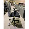 Image 3 : MESH BACK OFFICE CHAIR