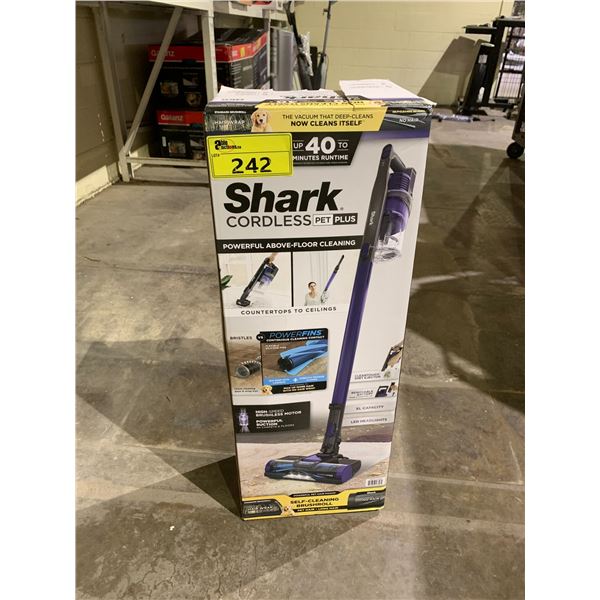 SHARK CORDLESS PET PLUS VACUUM