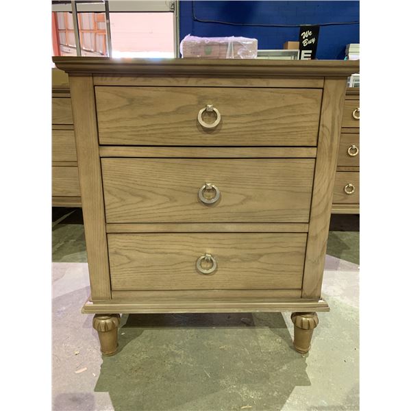 3-DRAWER NIGHT STAND