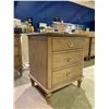 Image 2 : 3-DRAWER NIGHT STAND