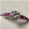 Image 3 : 14K WHITE GOLD DIAMOND (1.05CT) RUBY (0.45CT) RING (SIZE 6.5) (WEIGHT 4.28G)