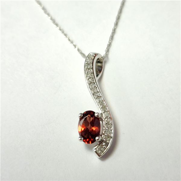 10K WHITE GOLD GARNET 18"(0.5CT) DIAMOND(0.2CT)  NECKLACE (WEIGHT 1.6G)