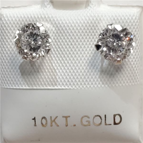 10K WHITE GOLD MOISSANITE (2CT) EARRINGS  (WEIGHT 0.63G)