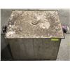 Image 1 : COMMERCIAL GREASE TRAP 19.5" X 16" X 15"