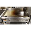 Image 1 : 3' VULCAN NAT. GAS FLAT TOP GRILL / GRIDDLE