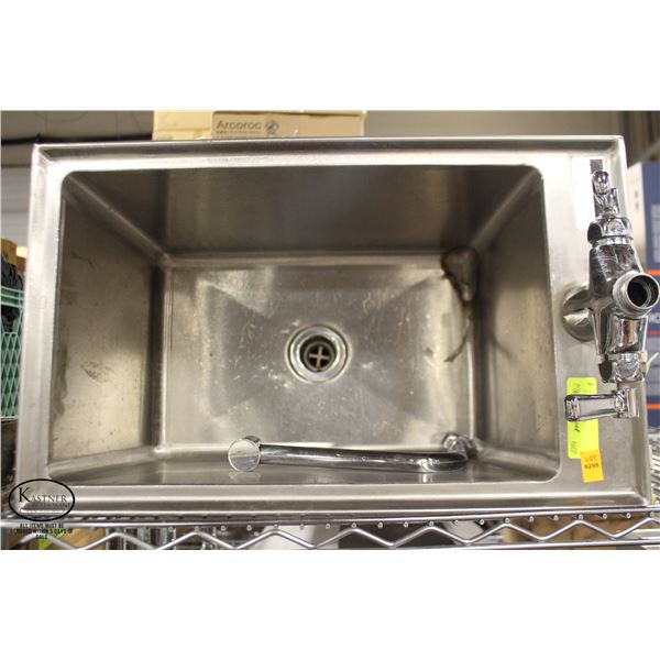 ELKAY S/S SINGLE WELL SINK INSERT