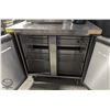 Image 2 : TRUE 36" TWO-DOOR UNDERCOUNTER COOLER