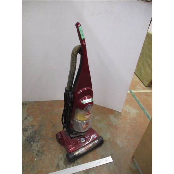 *Bissell 12 amp Vacuum (Working)