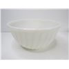 Image 5 : (4) Fire King Mixing Bowls (have wear)