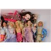 Image 2 : Lot of Barbies and Bratz