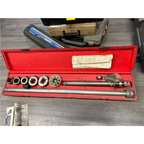 CAMSHAFT BEARING TOOL