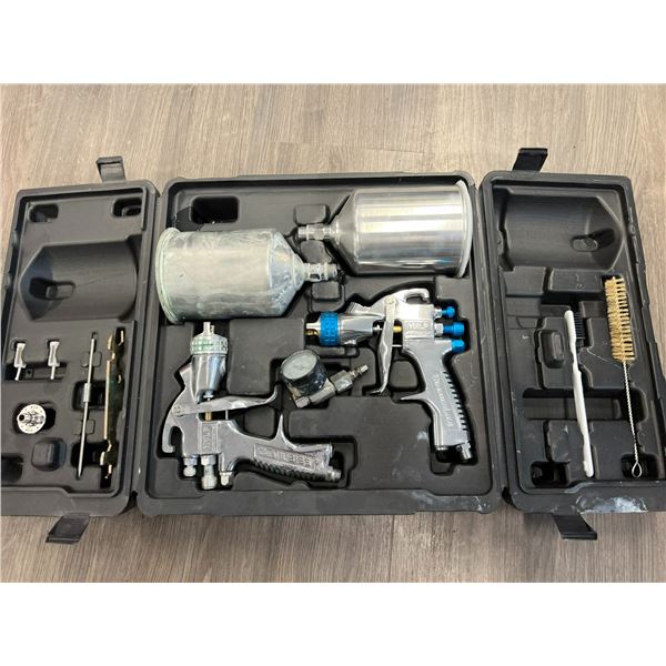 DEVILBISS HVLP SPRAY GUN KIT. 2 GUNS AND PRESSURE GAUGE