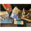 Image 2 : 36" DISPLAY RACK/PEG BOARD WITH CONTENTS