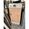 Image 1 : OLD FRIGIDAIRE FRIDGE INC WELDING ROD CONTENTS