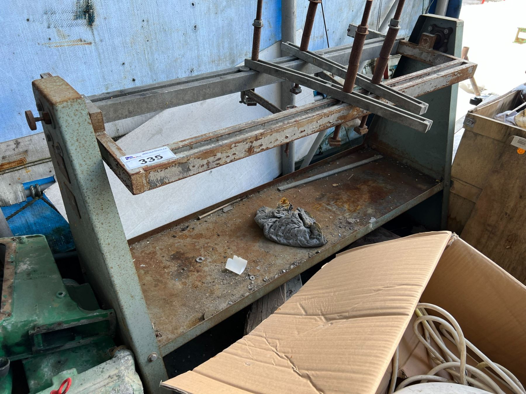 4' ROTATING WORK BENCH