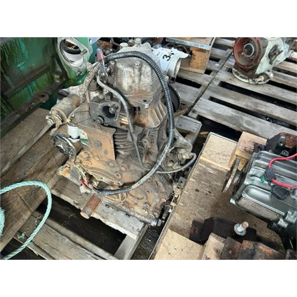 YANMAR SINGLE CYLINDER DIESEL MOTOR MODEL L100AE-DE - CONDITION UNKNOWN