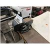 Image 2 : 6' METAL WORK BENCH WITH 4" VICE