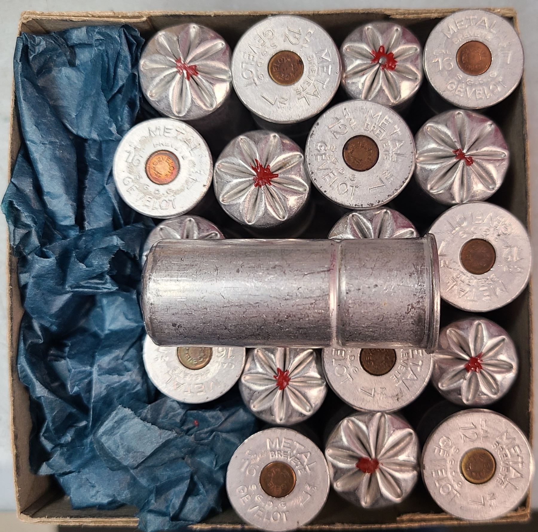Metal Shells AMMO: 12 ga GEVELOT METAL SHOTGUN SHELLS VINTAGE - #7 SHOT - 19 ...