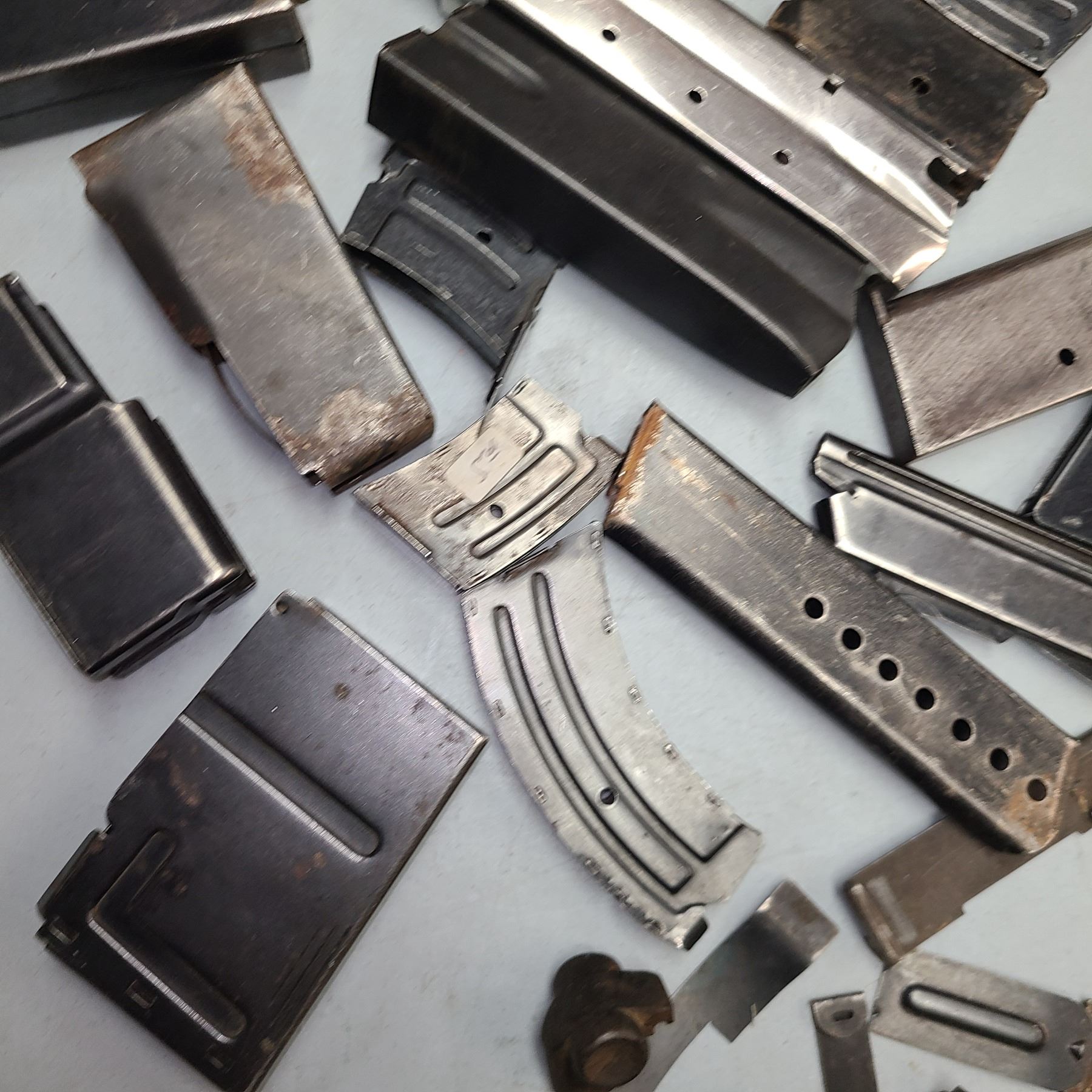 Lot Magazine LARGE LOT MAGAZINE BODIES - MAGAZINE PARTS