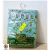 Image 1 : 3 FABRIC SHOWER CURTAINS,ASSORTED COLOURS