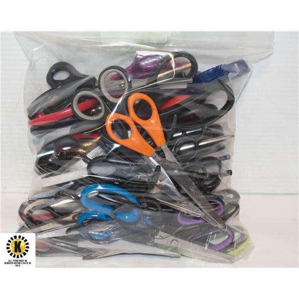 BAG OF SCISSORS