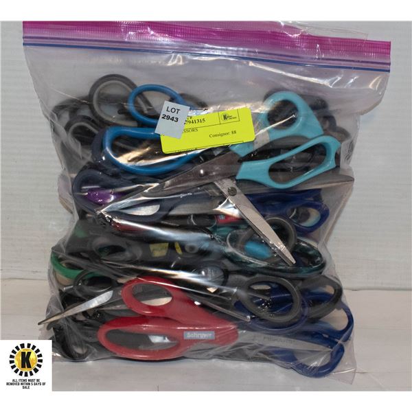 BAG OF SCISSORS