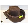 Image 1 : ORIGINAL OUTBACK OILSKIN HAT WITH CHIN