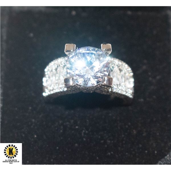 S925 NATURAL MOISSANITE RING SIZE 8