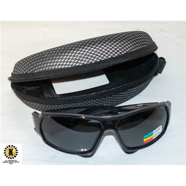 SPORTS POLARIZED SUNGLASS WITH TRAVEL CASE NEW