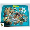 Image 1 : TRAY OF COSTUME JEWELRY