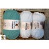 Image 1 : 3 ROLLS OF BERNAT FOREVER FLEECE YARN