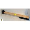 Image 1 : 3 NEW WOODEN SNOW BRUSHES