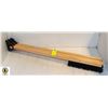 Image 1 : 3 NEW WOODEN SNOW BRUSHES