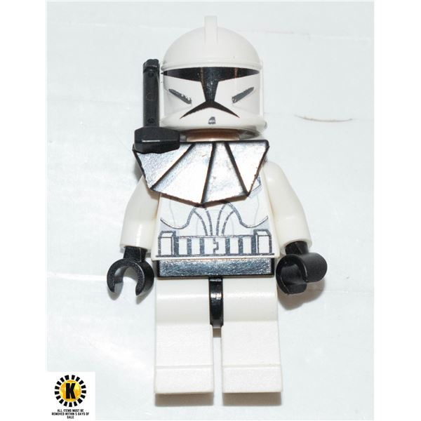 LEGO STAR WARS CLONE TROOPER MINI FIG