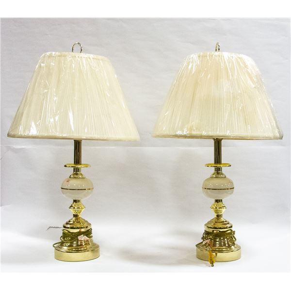 PAIR OF ESTATE TABLE LAMPS