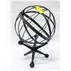 Image 1 : METAL GALLERY JACK & BALL APPROX 20 INCH