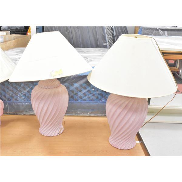 2 MATCHING LAMPS 29" HIGH