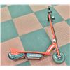 RAZOR ELECTRIC SCOOTER - POWERS BUT DOES NOT WORK