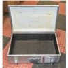 Image 1 : HARD PROTECTIVE METAL CASE WITH