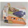 Image 1 : INTEK TWIN SIZE INFLATABLE MATTRESS