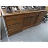 Image 2 : Executive Desk/Credenza/Kneehole Desk (3)