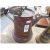 Image 2 : Teapot/Brass Lamps (2)